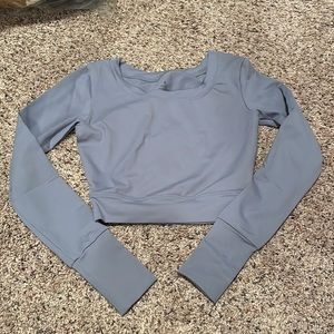 NVGTN form long sleeve crop